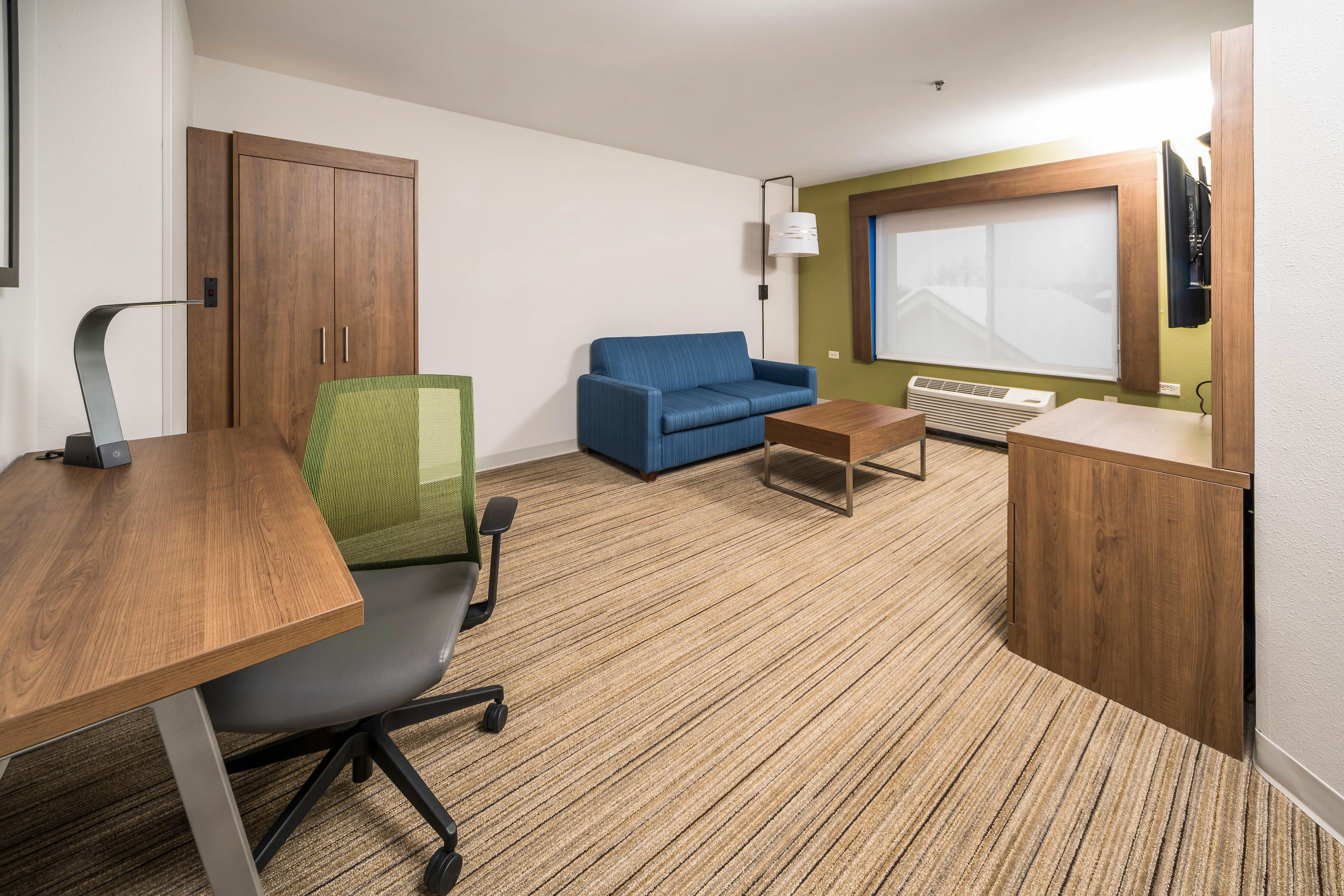 Holiday Inn Express & Suites - Indianapolis Northwest By Ihg Exterior photo
