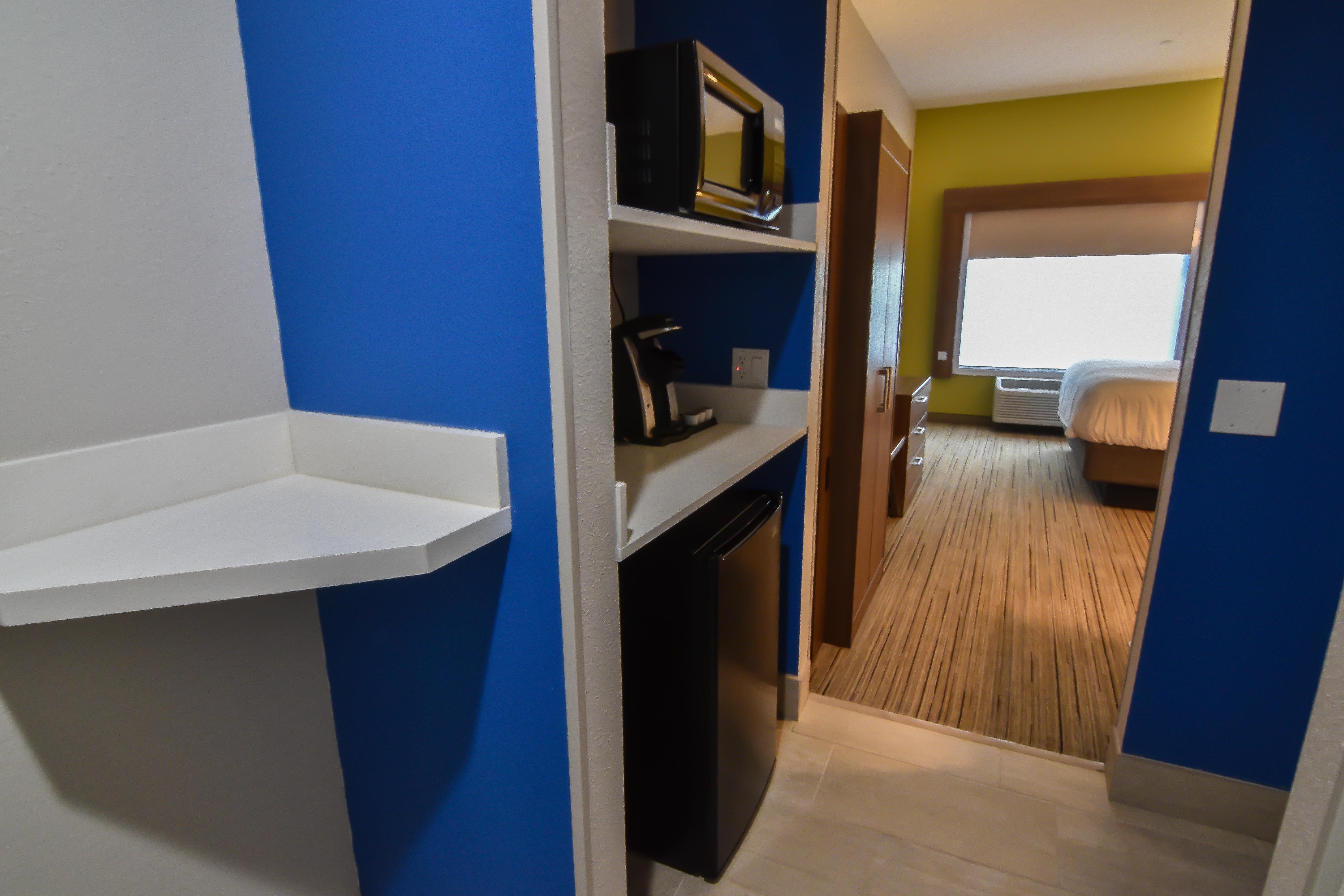 Holiday Inn Express & Suites - Indianapolis Northwest By Ihg Exterior photo